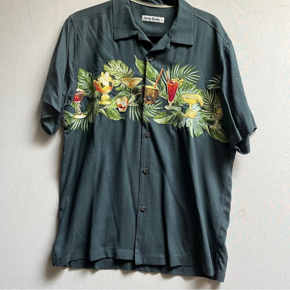 Tommy Bahama Silk Embroidered Tropical Cocktail Button down Shirt Sz M